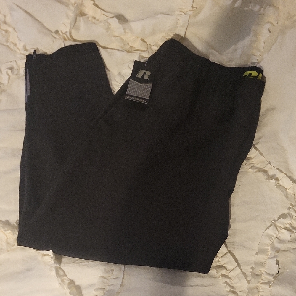 🔥HOT🔥 NWT! Men's Russell Athletic Reflective Black Pants With Dri-Power 360®️ - Picture 2 of 7